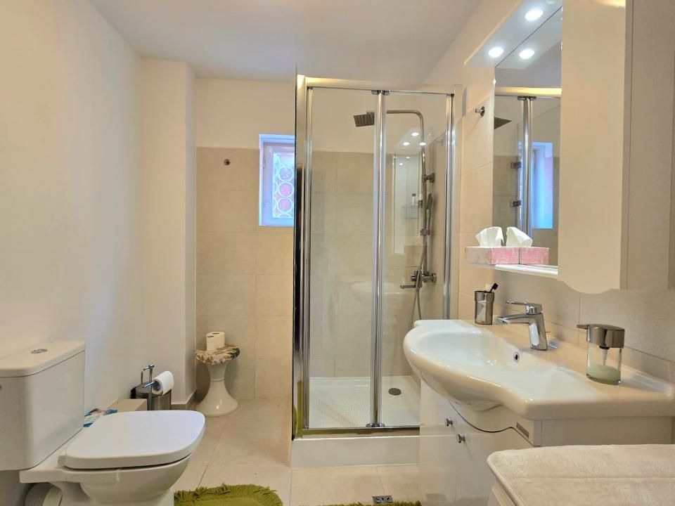 Vila 500 mp, teren 1.632 mp, ideala pentru locuinta sau pensiune – fotografia 7 din 31