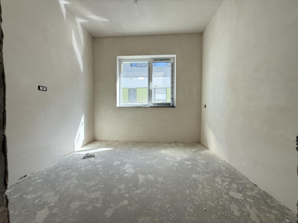 Apartament cu 2 camere, decomandat, 55 mp utili + balcon - Giroc – fotografia 2 din 7