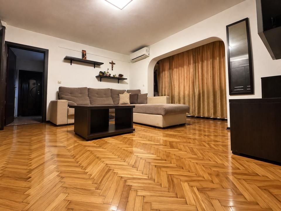 Apartament cu 2 camere, 53mp utili, parter, mobilat-Soarelui – fotografia 1 din 6