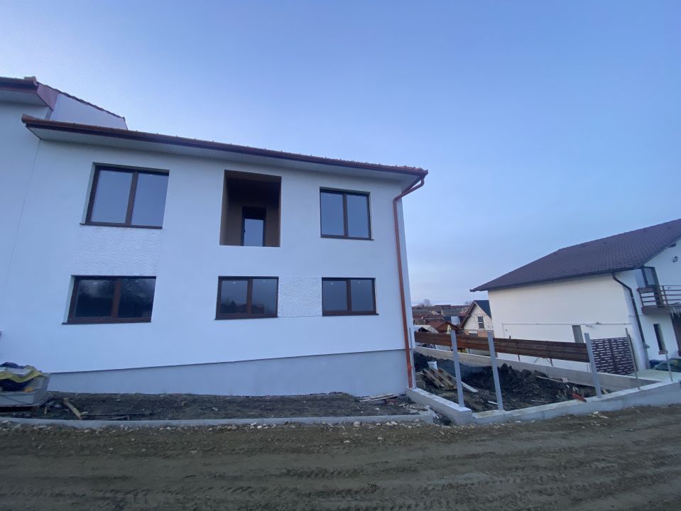 Casa 4 camere de vanzare 117 mpu teren liber 230mp Sibiu in Sura Mica – fotografia 7 din 7