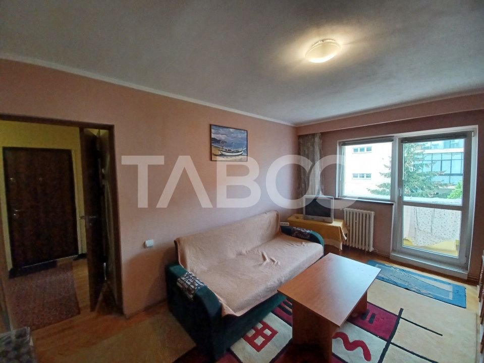 Apartament pentru muncitori 4 camere si 2 balcoane Mihai Viteazul – fotografia 12 din 15