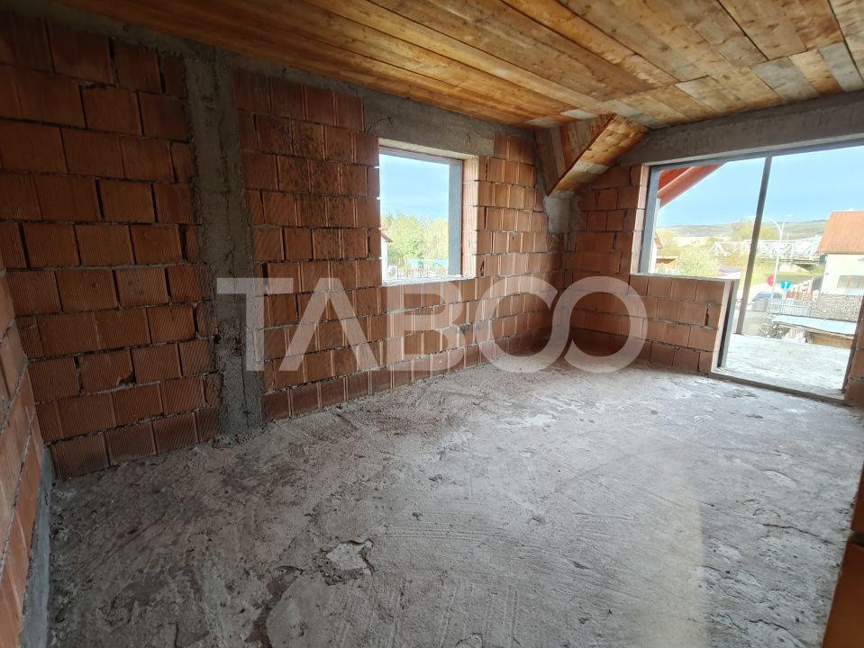 Casa intabulata 5 camere 3 bai - pivnita - terasa - COMISION 0 – fotografia 3 din 13