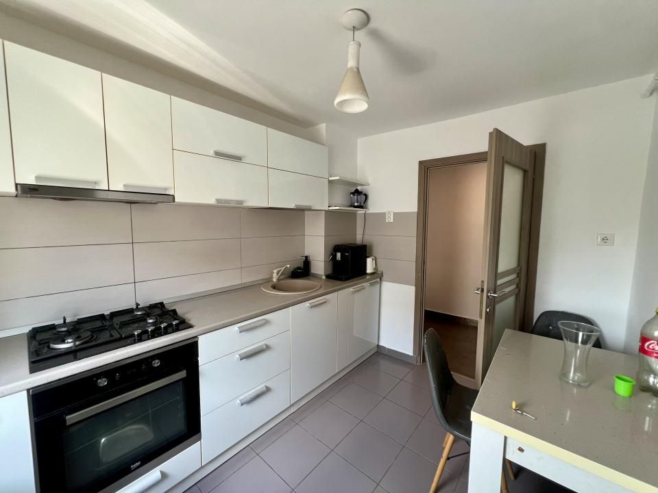 Apartament 3 camere, 64 mp utili, etaj 1 - zona Kiriac – fotografia 6 din 12