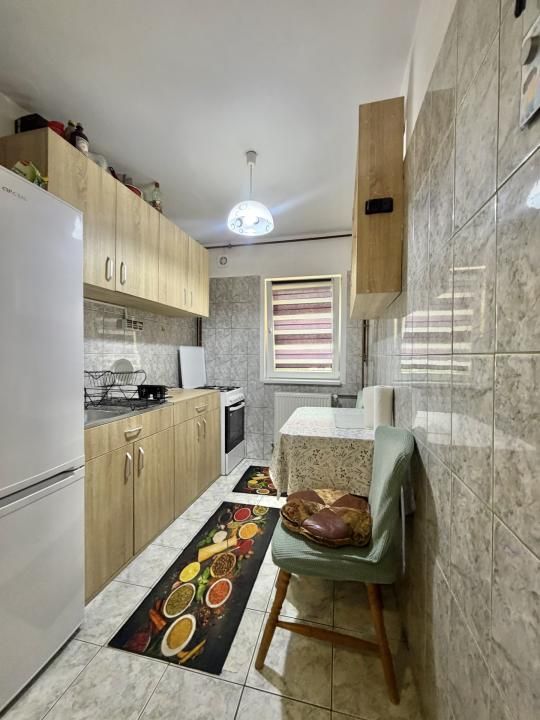 Apartament 1 camera, decomandat, etaj 3, zona Dambovita – fotografia 4 din 10