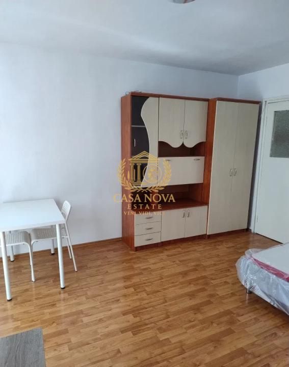 Garsoniera 28mp, cartier Manastur, finisaje medii, balcon – fotografia 4 din 7