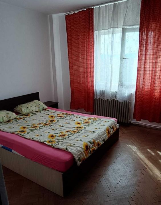 APARTAMENT 3 CAMERE DECOMANDAT I 2 BAI I 2 BALCOANE I 70 MP I CETATE I – fotografia 1 din 7
