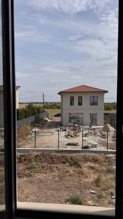 Casa de Vanzare 5 camere in Balotesti – fotografia 4 din 8