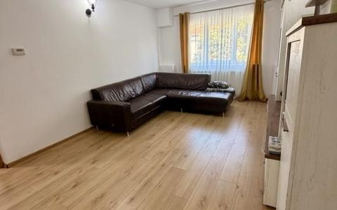 Apartament 3 camere decomandat - Lipovei