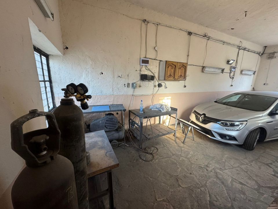 🔑 ATELIER DE ÎNCHIRIAT – PODUL JELNEI – fotografia 5 din 5