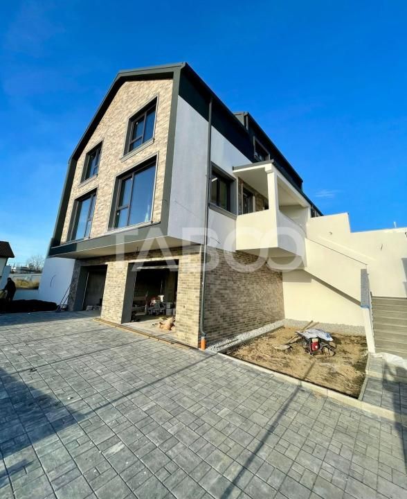 De vanzare duplex semifinisat cu 2 garaje in cartierul Dambul Rotund – fotografia 3 din 9