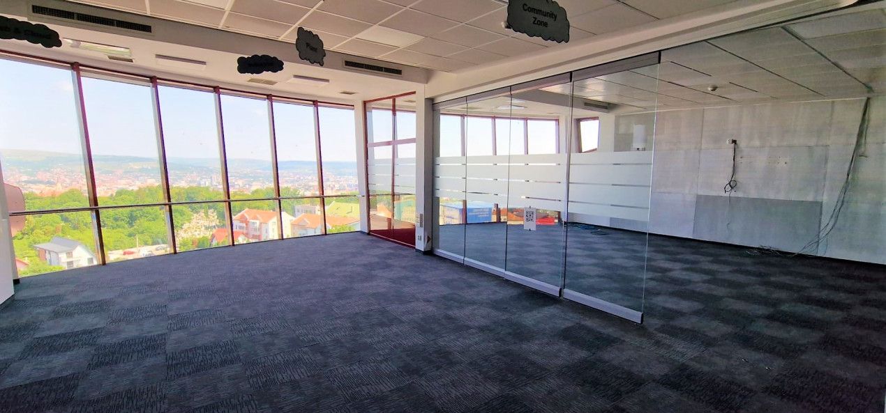 Spatiu de birouri cu panorama, Sigma Center – fotografia 7 din 13