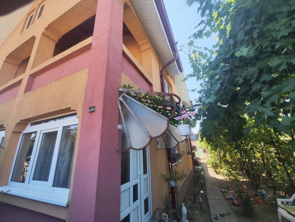 Casa 4 camere, teren 250 mp, localitatea Podari, zona Profi Loco. – fotografia 1 din 12