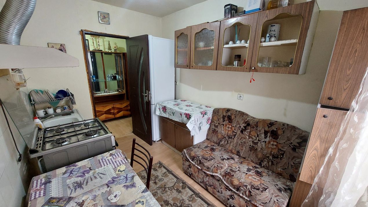 Apartament 2 camere decomandat, 56 mp, Craiovita zona Niela – fotografia 3 din 5