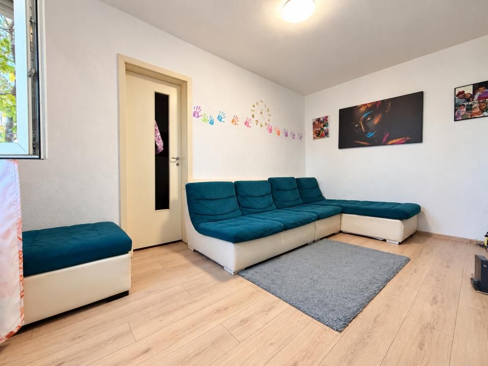 Apartament 3 camere, 48mp utili, etaj 3, centrala proprie-Piata Doina – fotografia 3 din 8