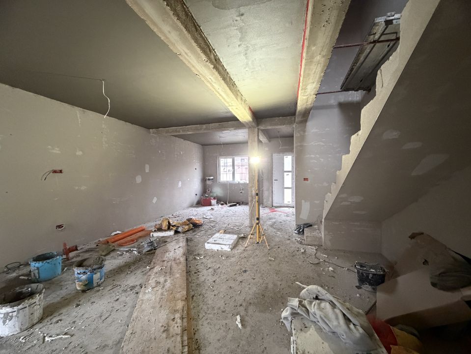 Duplex modern 4 camere, 313 teren, 95mp utili in Mosnita Noua – fotografia 3 din 17