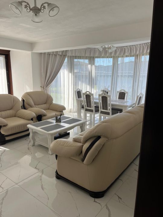 Casă premium, 260 mp utili, teren 1000mp-Dezmir – fotografia 3 din 16