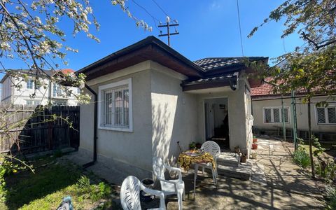 Casă parter bilaterală cu teren de 401mp și toate utilitățile în Catargiu