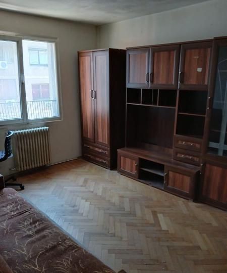 3 Camere de vanzare | Universitate | Metrou | 2% Comision | Cash | Nerenovat – fotografia 1 din 8