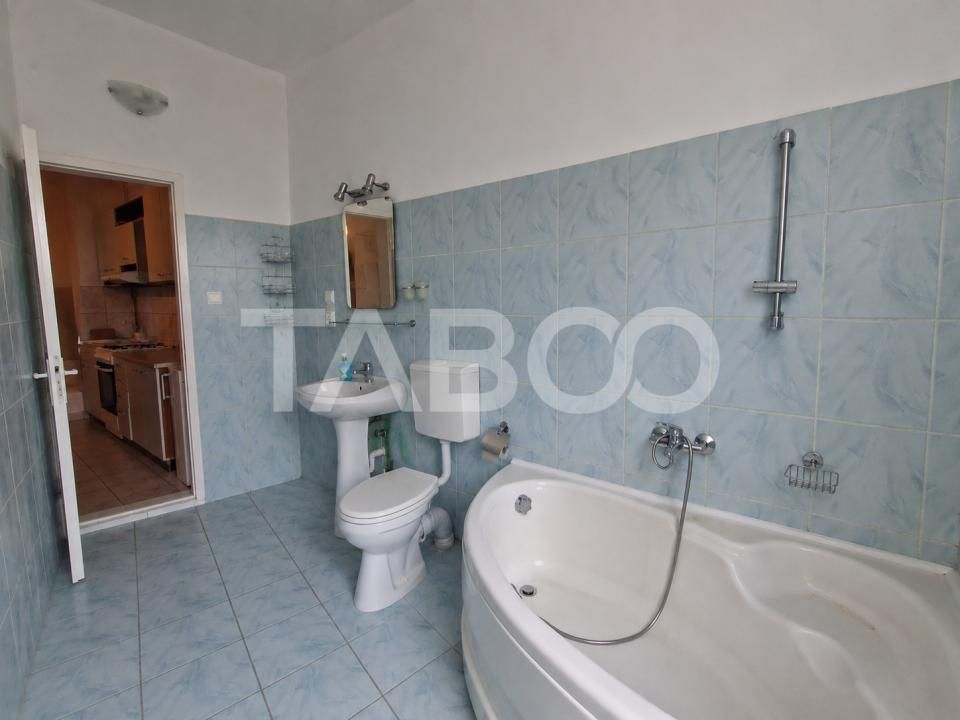 Garsoniera de vanzare aproape de centru cu bucatarie separata – fotografia 8 din 19