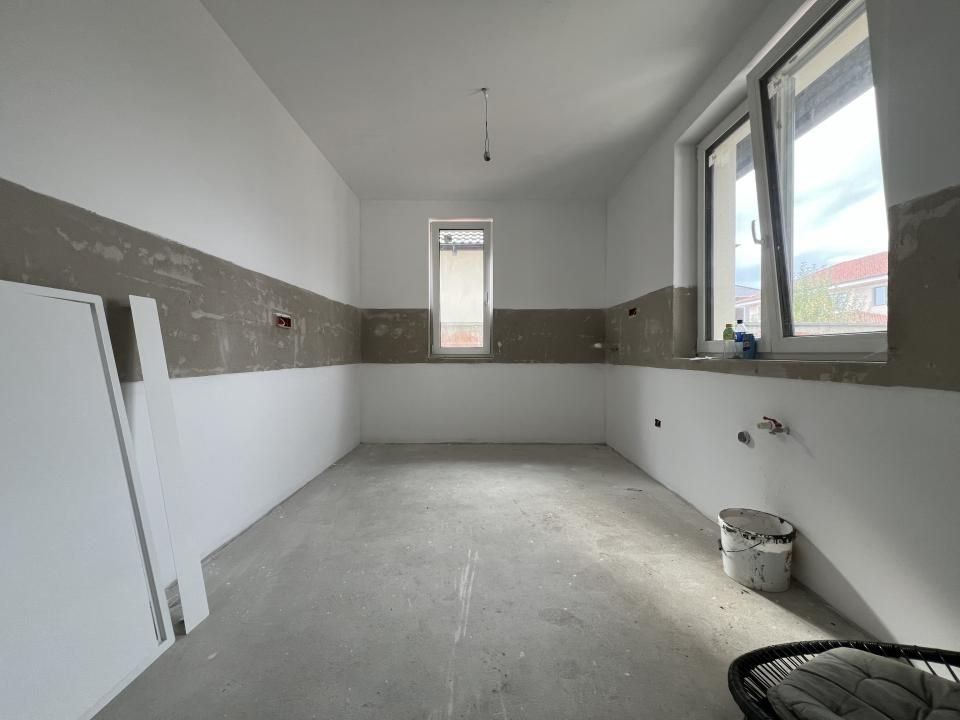 Duplex, 4 camere, 98 mp utili, 312 teren, panouri fotovoltaice - Giroc – fotografia 11 din 12