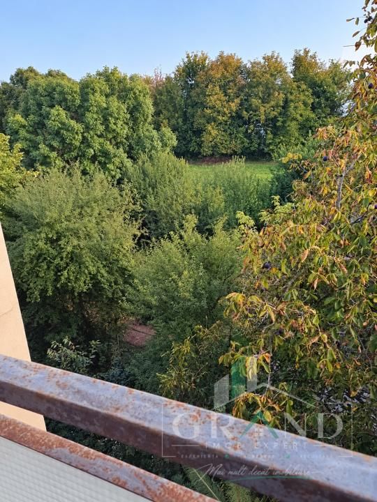 APARTAMENT CU 4 CAMERE | 75 MP+BALCON | MĂNĂȘTUR – fotografia 8 din 8