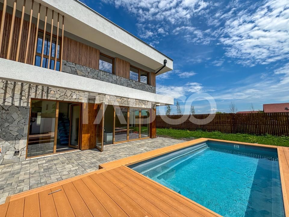 Casa premium de vanzare in Sannicoara cu piscina si curte generoasa – fotografia 1 din 10