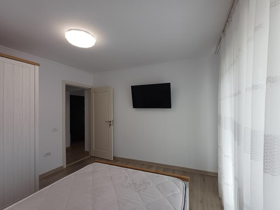 Inchiriere apartament 3 camere  Central – fotografia 9 din 16