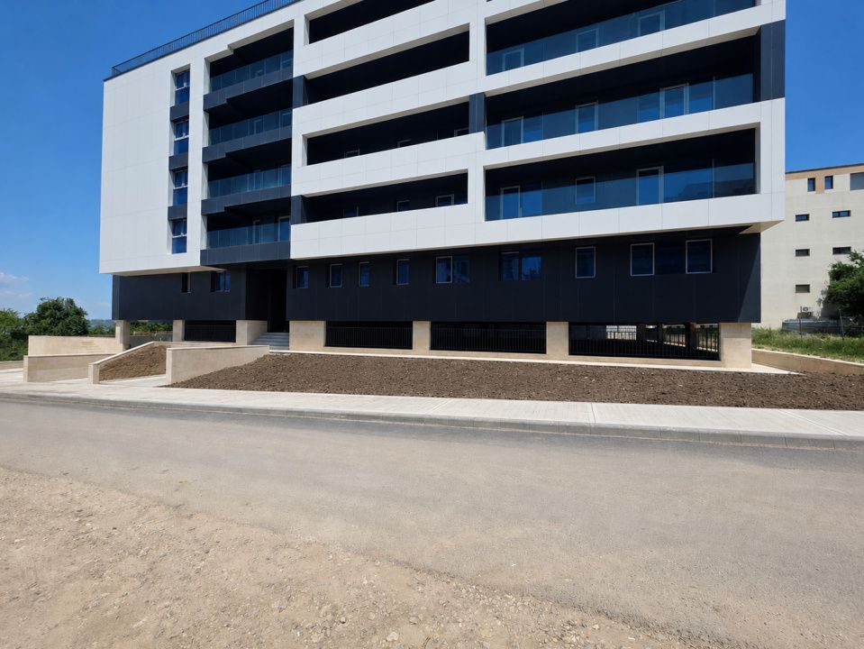 Apartament 2 camere cu vedere la lac, la cheie , bloc nou, proiect premium – fotografia 3 din 8
