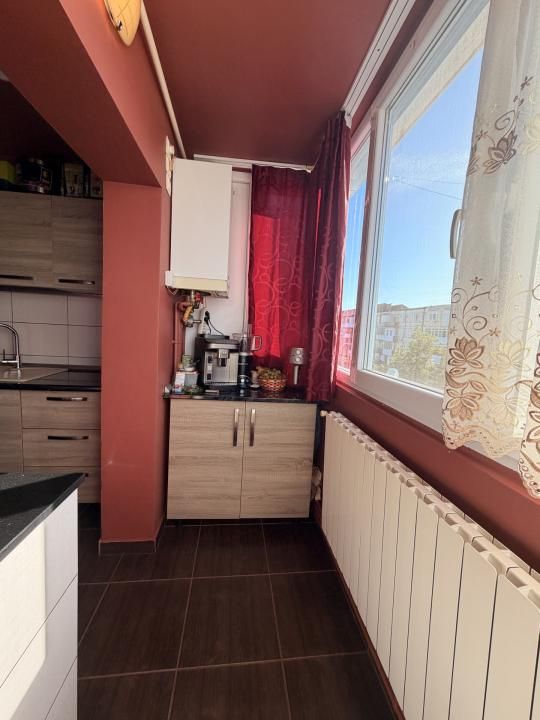 Apartament 4 camere, decomandat, 70 mp utili, boxa, etaj 3 - Soarelui – fotografia 13 din 14