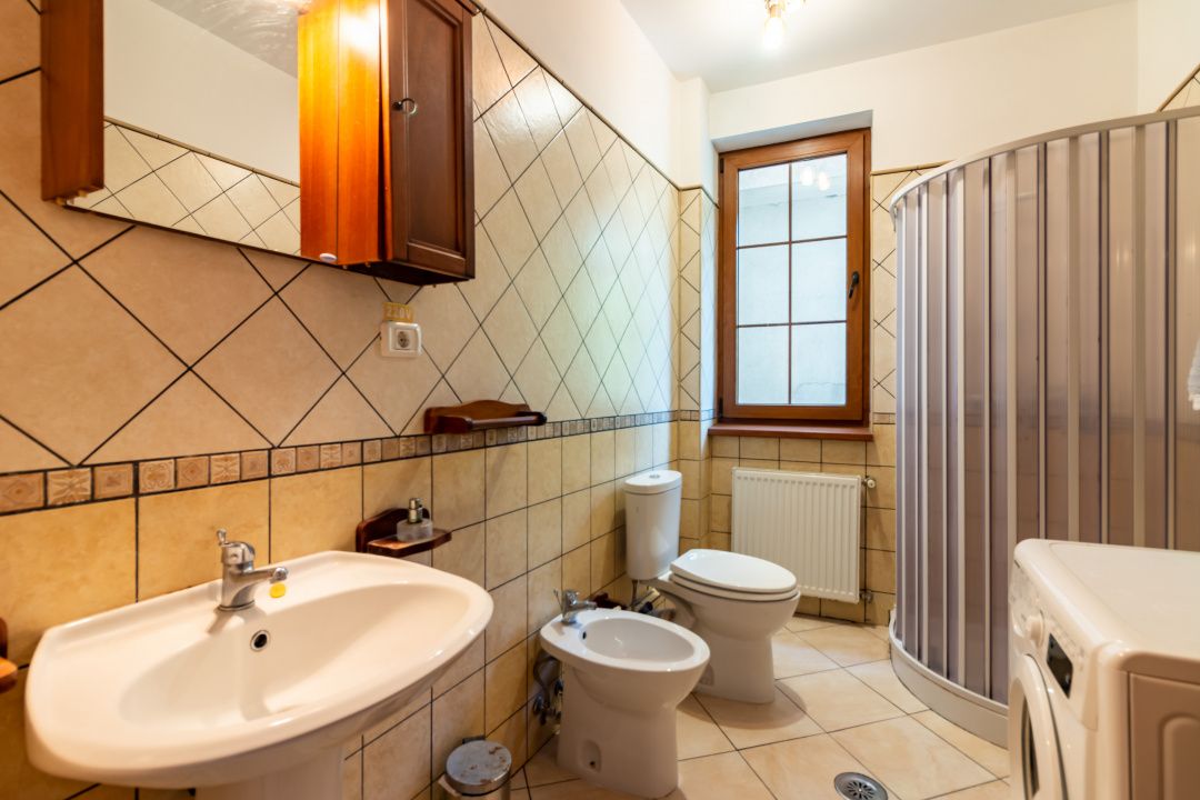 Com0%| Cladire multifunctionala Unirii– Hotel Piri | 9 studiouri independente – fotografia 25 din 49