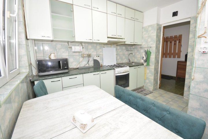 4 Camere de inchiriat | Drumul Taberei | Parcare | Metrou | Mobilat – fotografia 7 din 8
