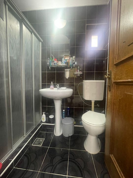 Casa individuala, impreuna cu spatiu comercial amplasata pe un teren de 620 mp! – fotografia 12 din 26