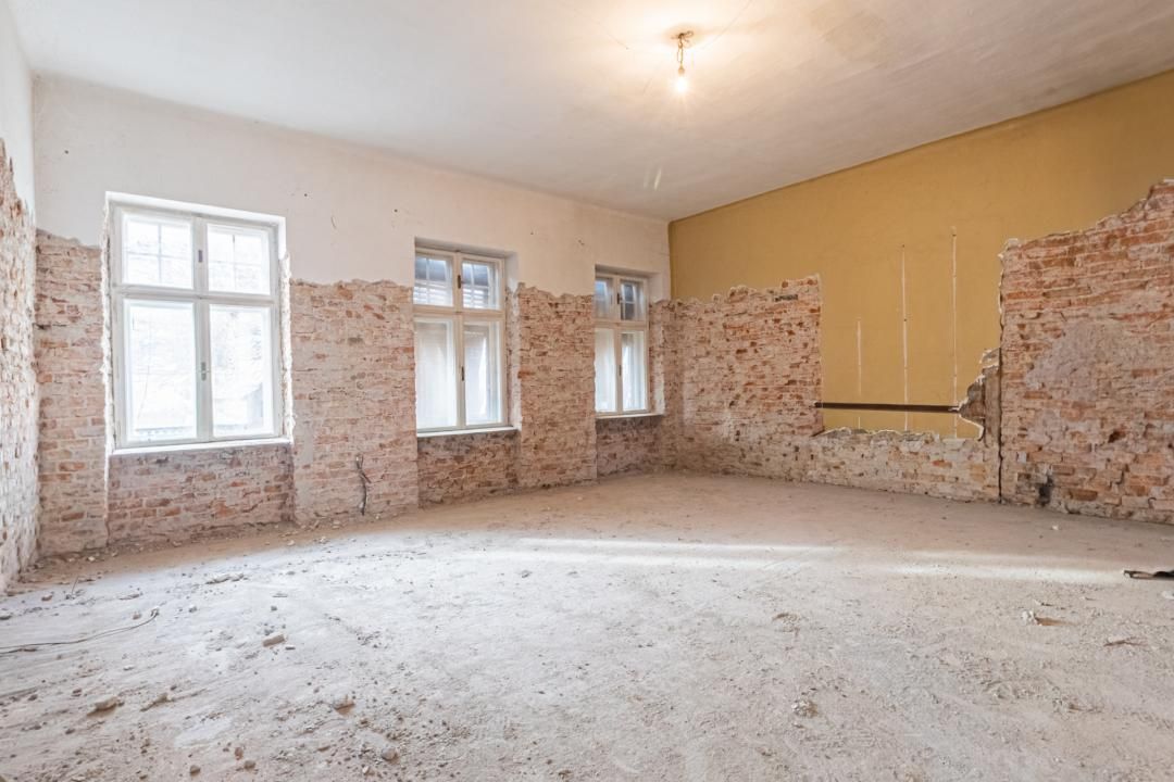 Proiect de restaurare lângă Cetatea Prejmer,  casă și teren de 5.458 mp – fotografia 22 din 35