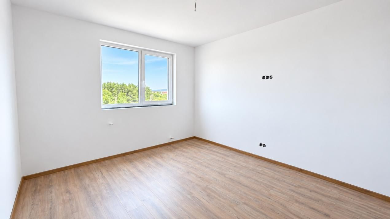 Apartament cu 3 camere și 2 băi, plus balcon – fotografia 5 din 6