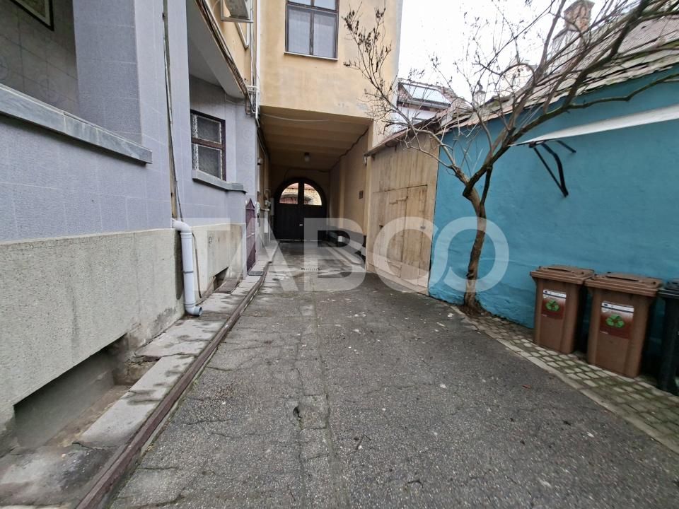 Apartament modern 2 camere garaj acces auto Centru Istoric – fotografia 16 din 17