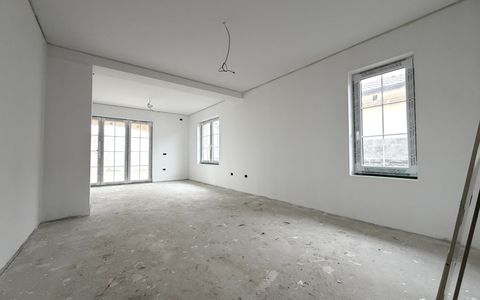 Duplex 3 camere, 88 mp utili, 366 mp teren- Urseni