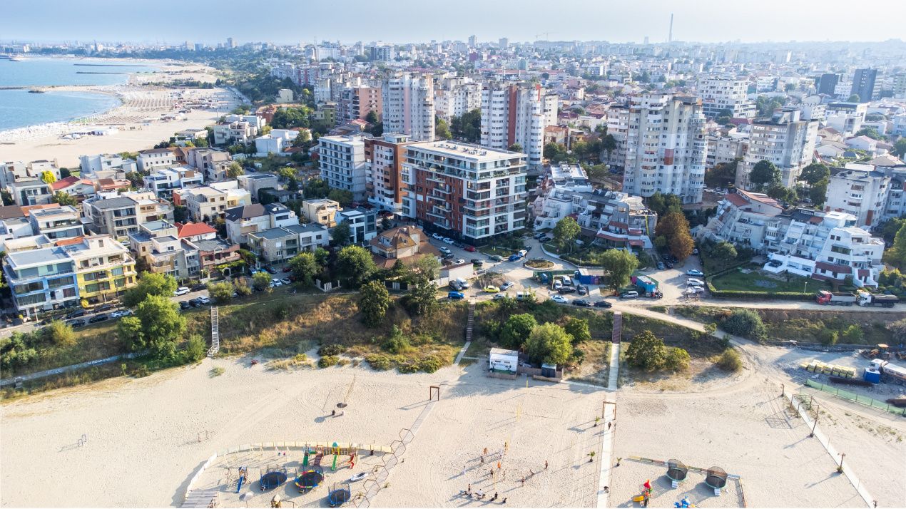 Penthouse pe 2 niveluri | vedere frontală la mare 180° | Faleza Nord – Constanța – fotografia 3 din 18