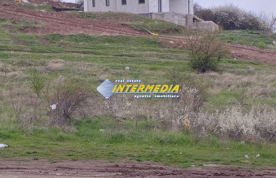 Teren intravilan de vanzare 1000 mp Alba Iulia zona Cetate – fotografia 1 din 5