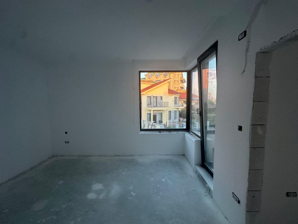 Vilă premium pe malul lacului | in zona Mamaia Nord | 0% Comision – fotografia 8 din 16