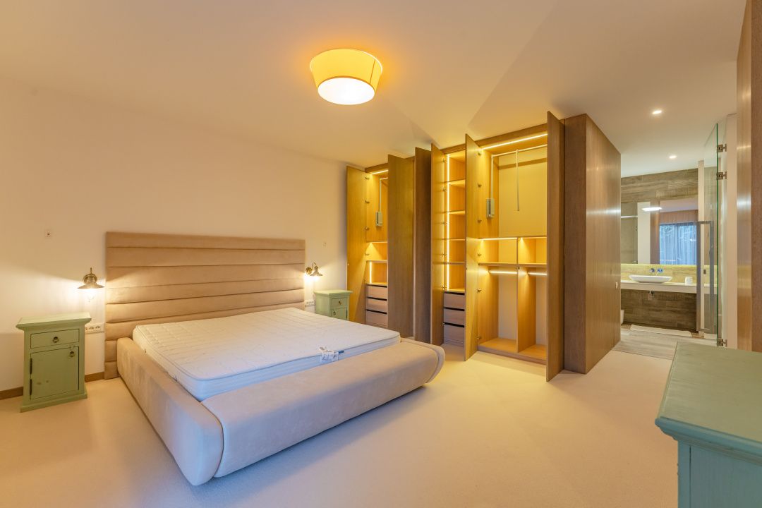 Apartament Exclusivist 204 mp | Vedere Spectaculoasă Centrul Vechi – fotografia 5 din 26