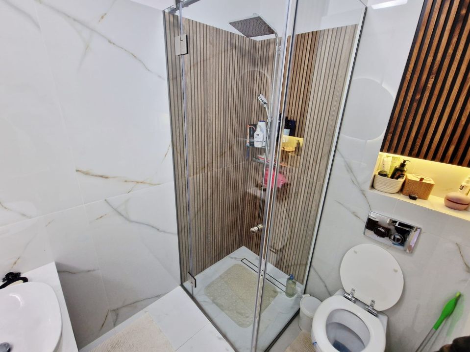 Apartament cu 4 camere in cartierul Europa – fotografia 12 din 18