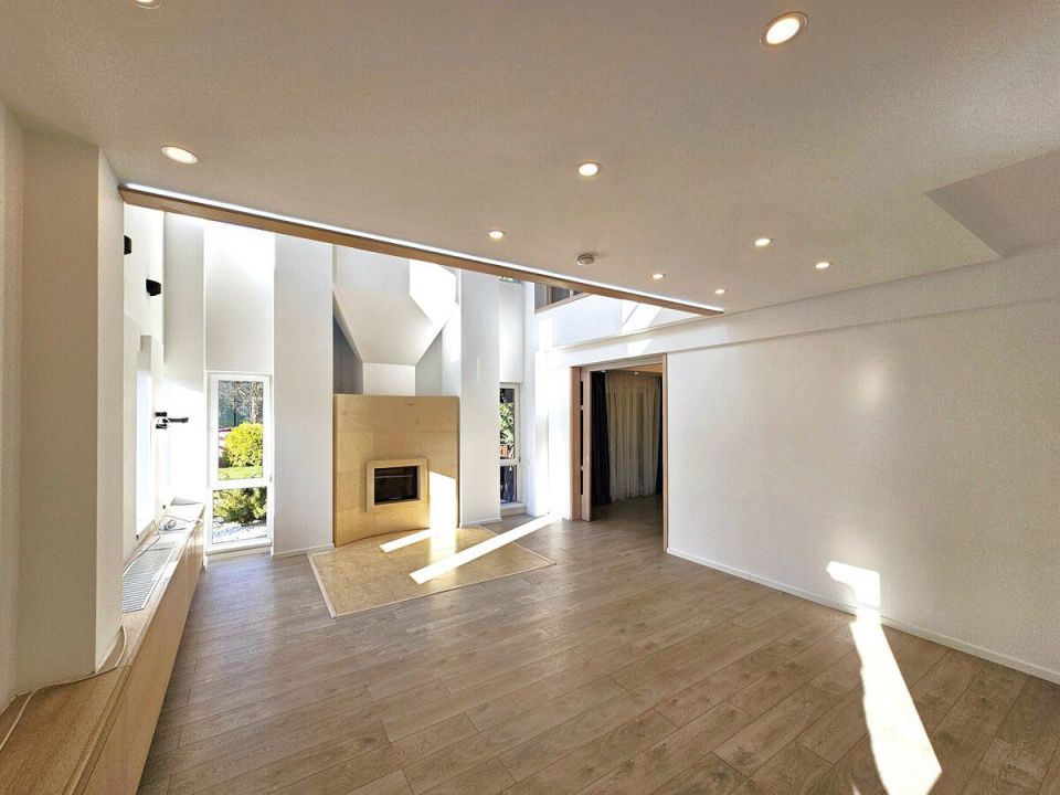 Baneasa Residential Park, 5 bedroom villa with courtyard, parking, garage – fotografia 2 din 34