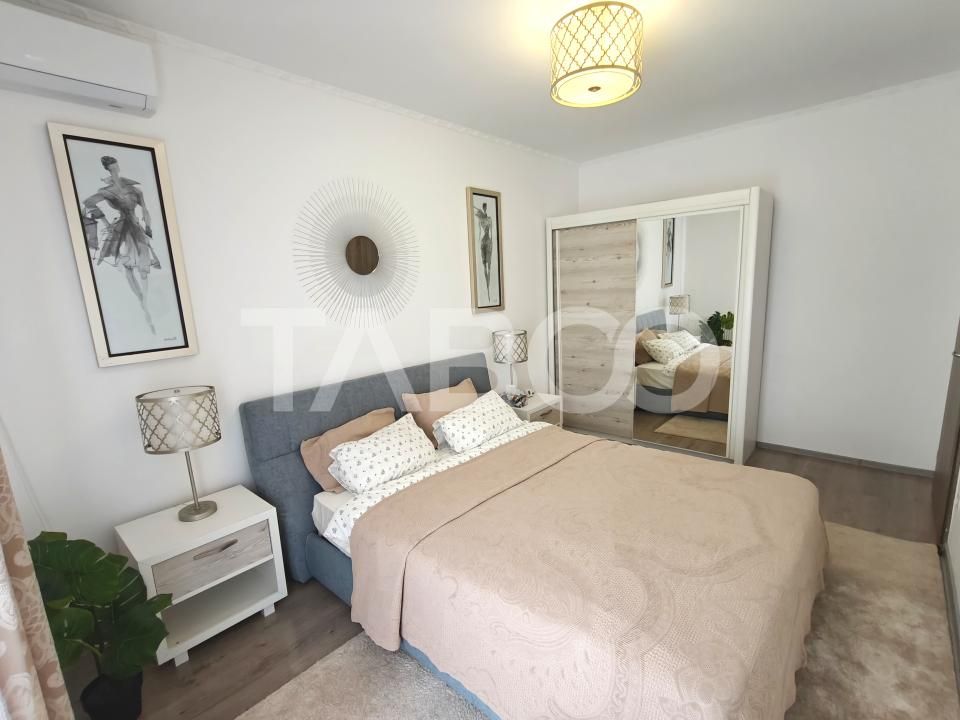 Penthouse cu 2 camere decomandate 2 terase si 2 locuri de parcare – fotografia 3 din 12