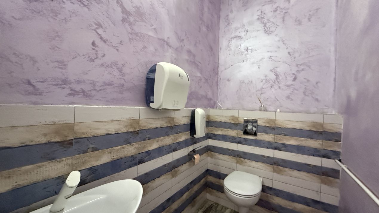 Spatiu comercial 435 mp stradal cu vitrina 36 m chiar pe DN39 Tuzla Costinesti – fotografia 13 din 16