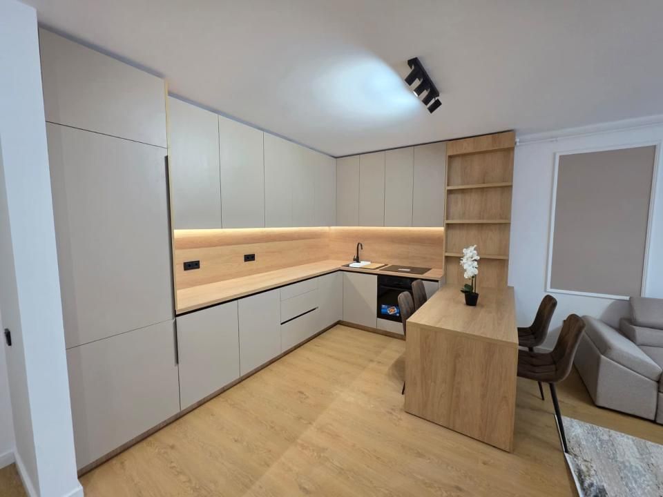 Apartament 2 Camere, LUX, 45 mp, lift, garaj, panoramic, zona Eroilor! – fotografia 4 din 9