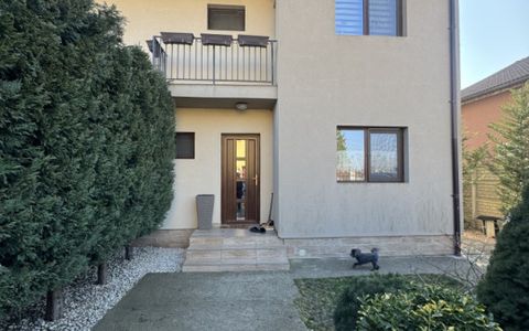 Duplex 4 camera, 120mp utili, 330mp teren-Mosnita Noua