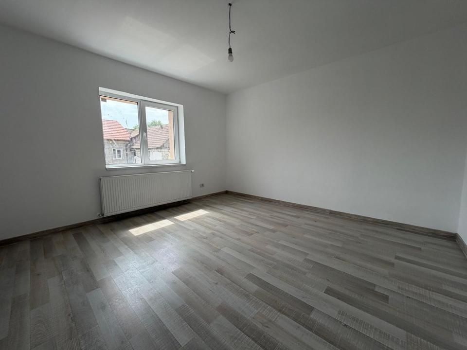 Casa Individuala | Parter | 120 mp utili | Toate utilitatile | Utvin | – fotografia 3 din 14