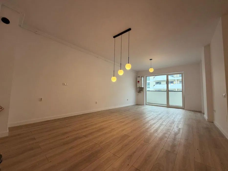 Apartament 2 camere, 45 mp, intermediar, garaj, terasa, Zona Eroilor – fotografia 1 din 8