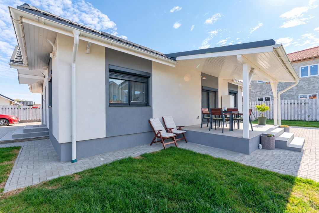 Casa in Harman, cu 4 dormitoare, terasa generoasa si teren de 652 mp – fotografia 28 din 39