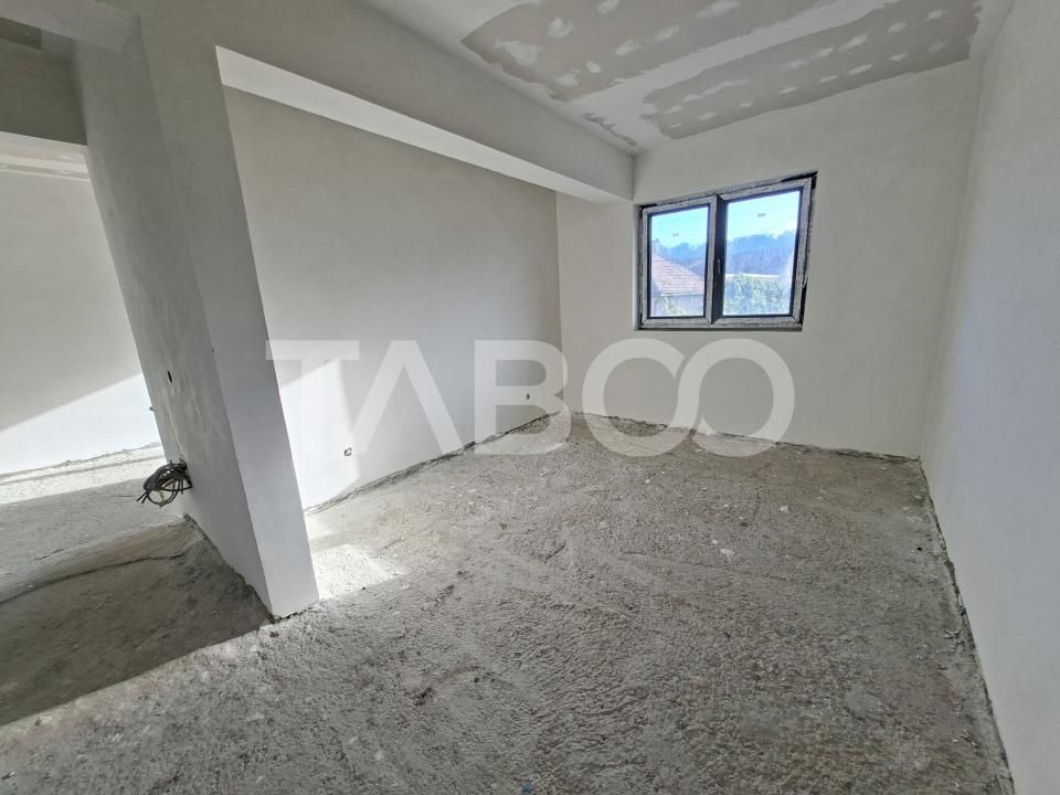Casa individuala 4 camere  de vanzare 300 mp teren Exterior Sibiu – fotografia 10 din 18